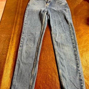 BDG Urban Outfitters mom Jeans 25